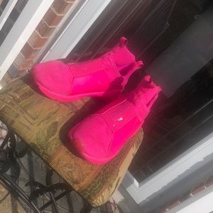 Pink puma’s